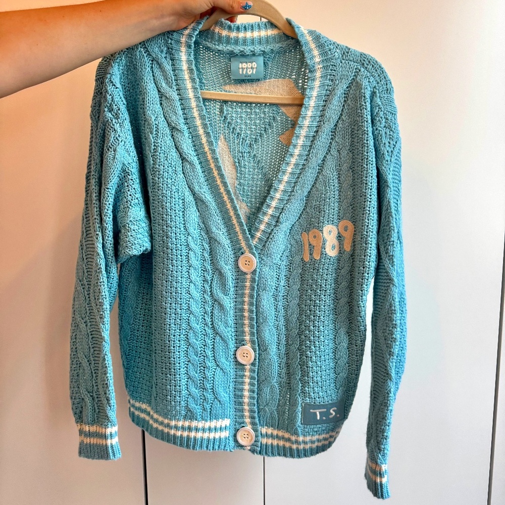 1989 (Taylor's Version) Cardigan
